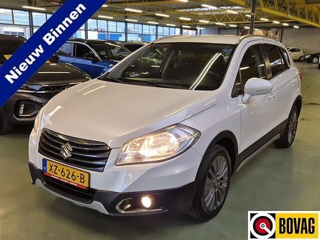 Wit Occasion 2014 Suzuki SX4 S-Cross Exclusive SUV | € 10.950 (Eerlijke prijs) - Afbeelding 1/4