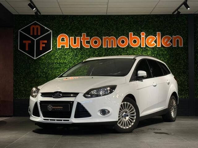 Wit Gebruikt 2013 Ford Focus Titanium Stationwagen | € 4.699 (Iets duurder) - Afbeelding 1/4