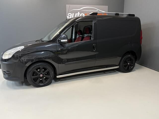 Occasion Fiat Doblò 105 PK (77 kW) 2011 Zwart MPV