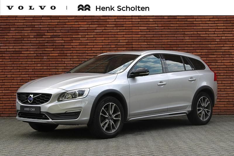 Occasion Volvo V60 CC 245 PK (180 kW) 2018 Grijs Stationwagen