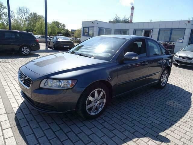 Grijs Gebruikt 2012 Volvo S40 Sedan | € 7.900 (Duur) - Afbeelding 1/4