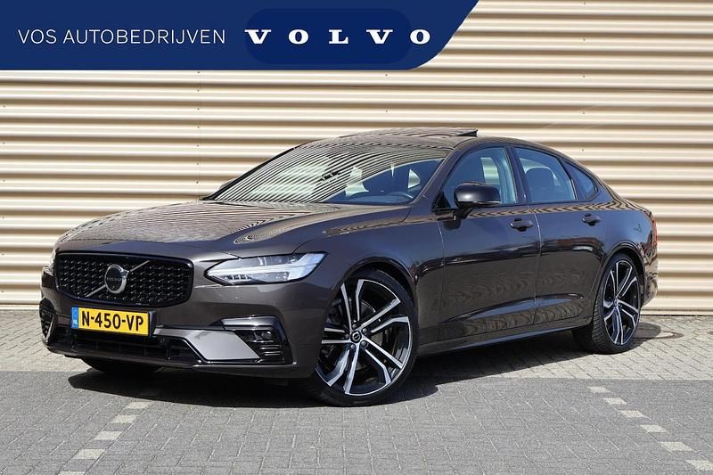 Grijs Occasion 2022 Volvo S90 R-Design Sedan | € 38.950 (Iets duurder) - Afbeelding 1/4
