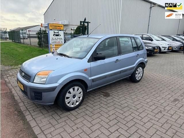 Mpv Gebruikt 2008 Ford Fusion Cool & Sound Edition MPV | € 2.250 (Eerlijke prijs) - Afbeelding 1/4