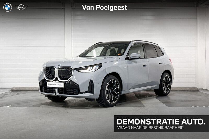 Brooklyngrau (licht grijs) Gebruikt 2025 BMW X3 Comfort Edition SUV | € 87.900 - Afbeelding 1/4