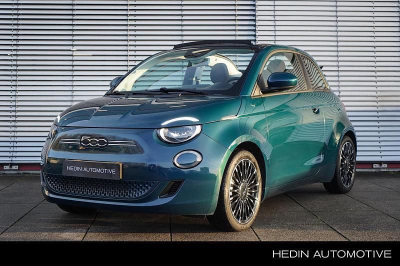 Groen Gebruikt 2022 Fiat 500e Icon Cabriolet | € 21.945 (Iets duurder) - Afbeelding 1/4
