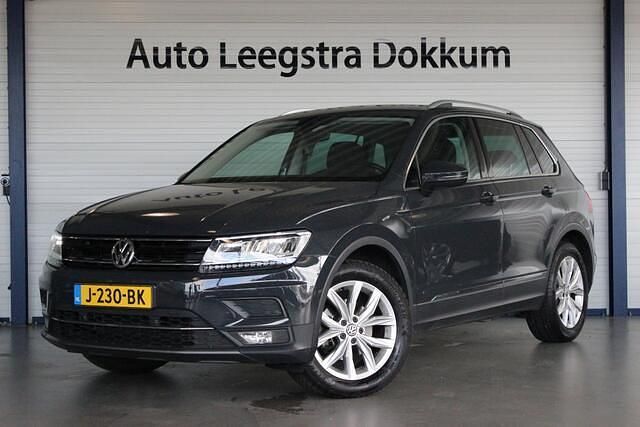 Grijs Gebruikt 2020 VW Tiguan Highline SUV | € 23.750 (Super prijs) - Afbeelding 1/4