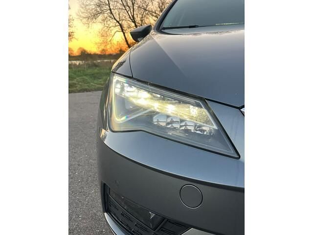 Occasion Seat Leon 116 PK (85 kW) 2017 Grijs (metallic) Hatchback