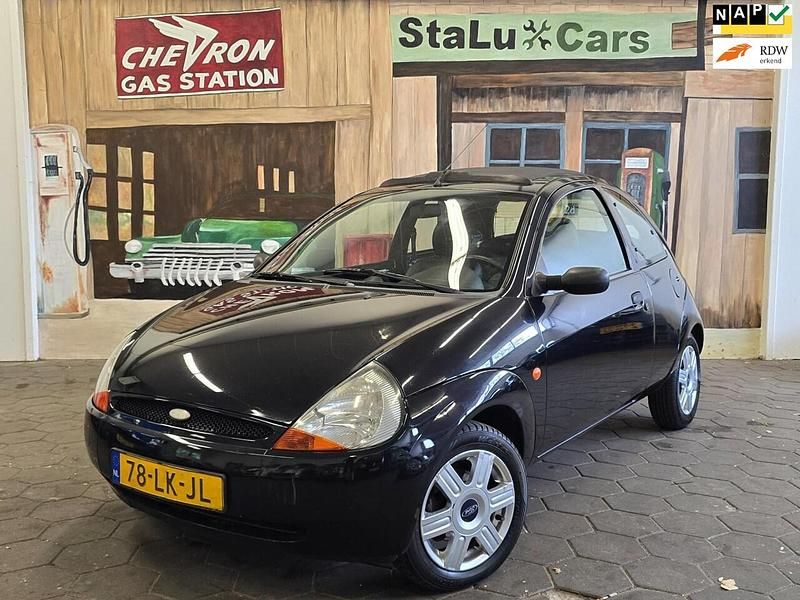 Zwart Occasion 2003 Ford Ka Trend Hatchback | € 1.495 (Duur) - Afbeelding 1/4