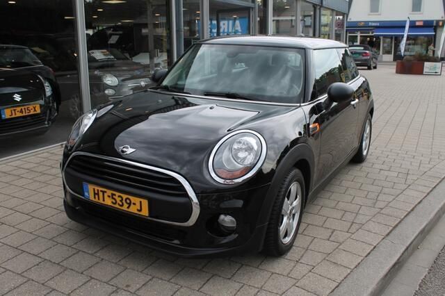 Zwart Gebruikt 2016 Mini One D Business Hatchback | € 6.999 - Afbeelding 1/4