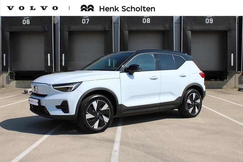 Blauw Gebruikt 2024 Volvo XC40 Plus SUV | € 44.845 (Iets duurder) - Afbeelding 1/4