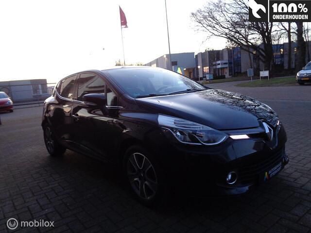 Occasion Renault Clio IV Night&Day 90 PK (66 kW) 2015 Zwart (metallic) Hatchback