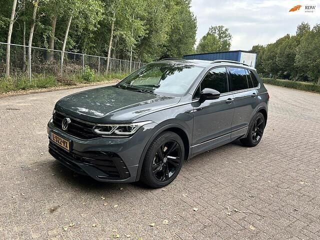Grijs Gebruikt 2020 VW Tiguan Business+ SUV | € 22.995 (Goede deal) - Afbeelding 1/4