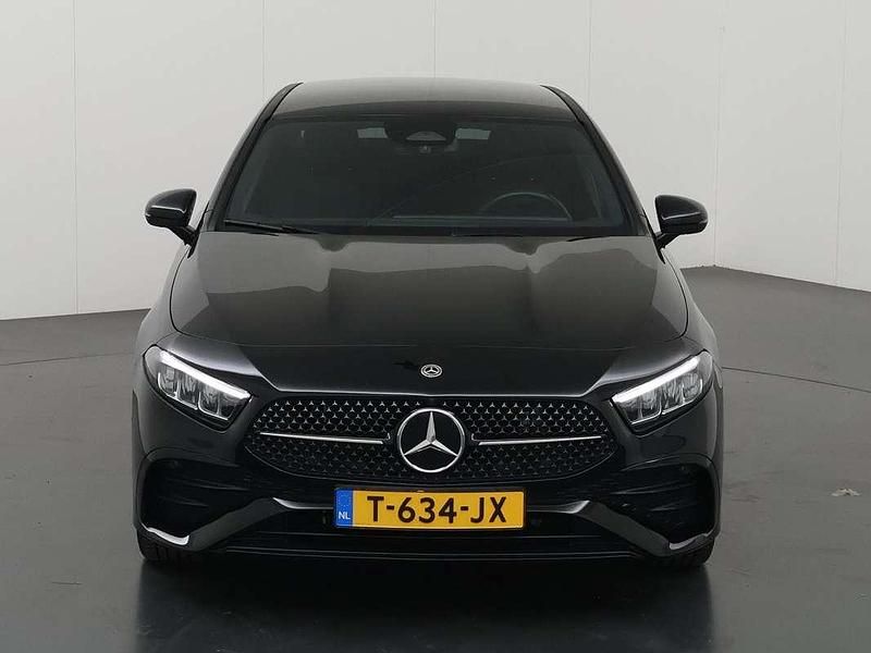 Occasion Mercedes A250 AMG line 218 PK (160 kW) 2023 Zwart Sedan