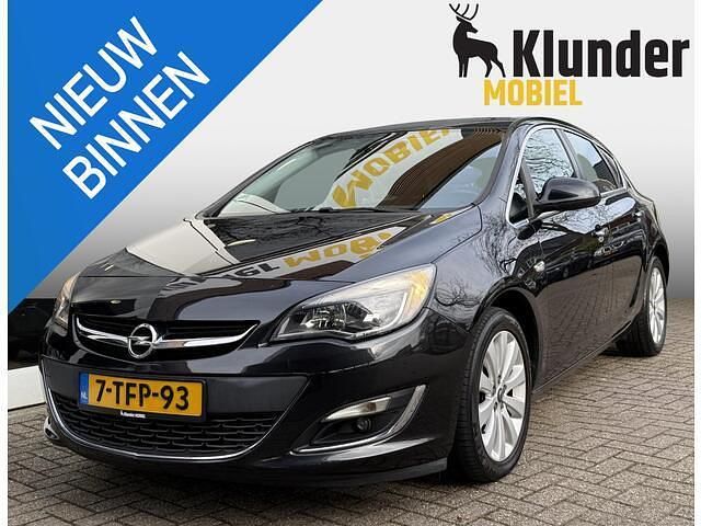 Occasion Opel Astra Cosmo 140 PK (102 kW) 2013 Zwart Hatchback