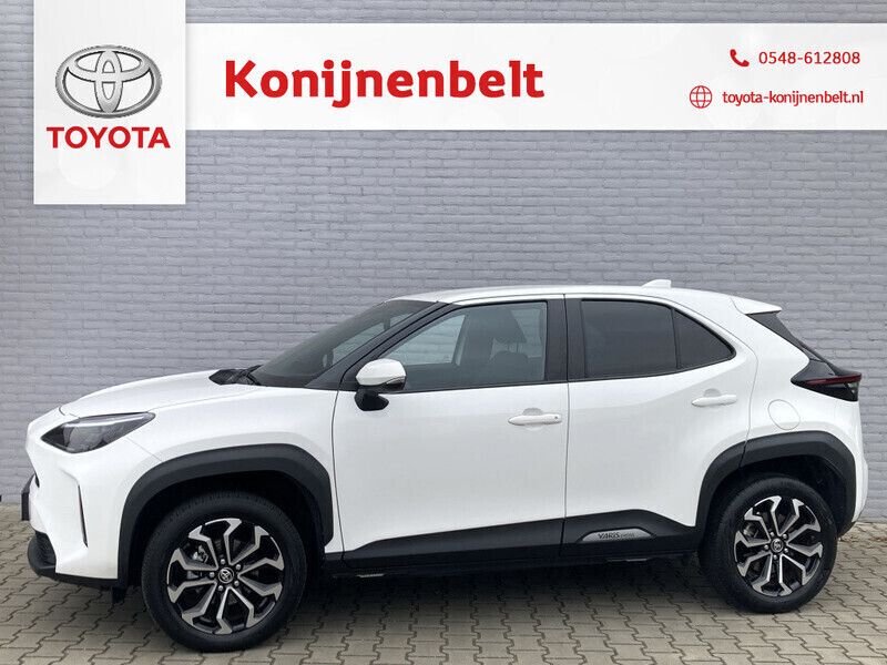 Wit Occasion 2022 Toyota Yaris Cross Edition SUV | € 27.995 (Eerlijke prijs) - Afbeelding 1/3