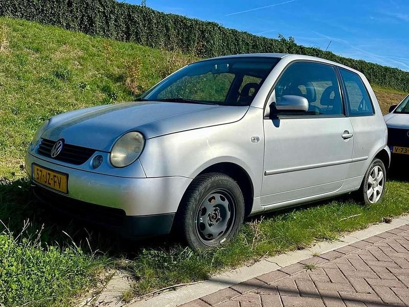 Zilver Gebruikt 2002 VW Lupo Comfortline Hatchback | € 1.000 (Eerlijke prijs) - Afbeelding 1/4