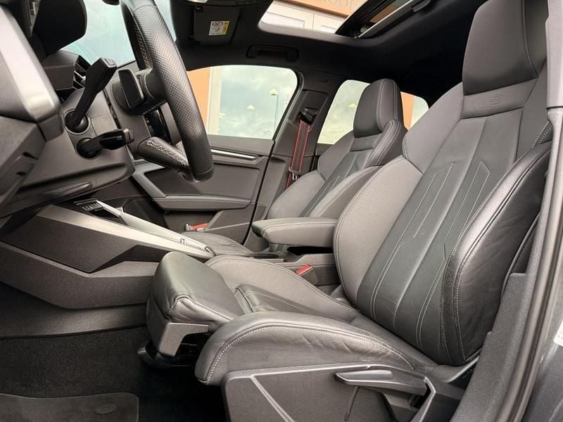 Occasion Audi A3 Sportback S-Line 310 PK (228 kW) 2020 Hatchback Hatchback