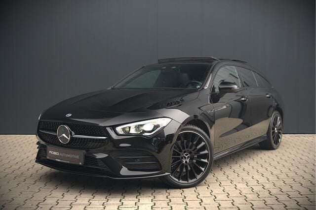 Zwart Gebruikt 2021 Mercedes CLA250 Shooting Brake AMG line Stationwagen | € 32.740 (Eerlijke prijs) - Afbeelding 1/4