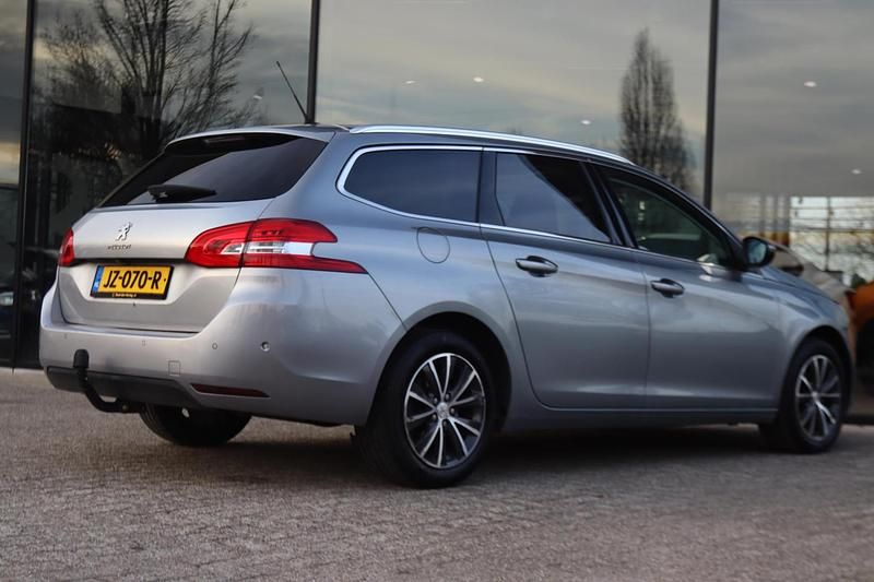 Occasion Peugeot 308 SW Premium 131 PK (96 kW) 2016 Grijs Stationwagen