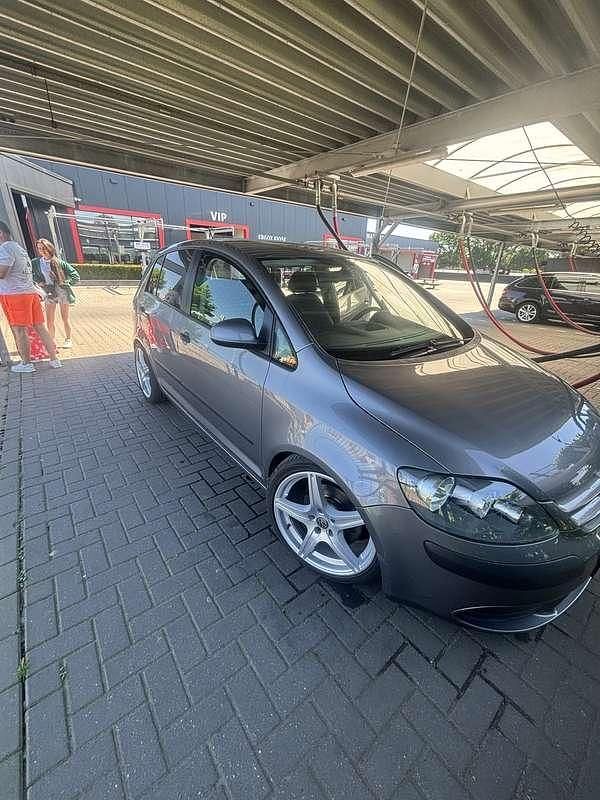 Gebruikt 2005 VW Golf Plus Cross Comfortline MPV | € 3.000 (Iets duurder) - Afbeelding 1/4