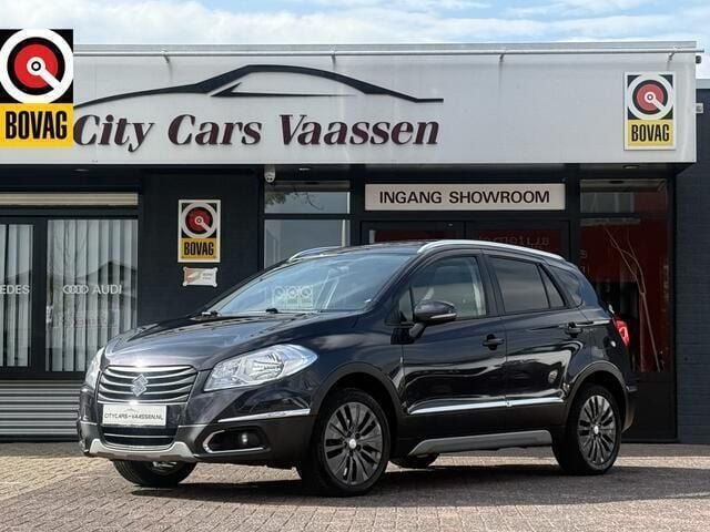 Grijs Gebruikt 2013 Suzuki SX4 S-Cross Exclusive SUV | € 8.950 (Eerlijke prijs) - Afbeelding 1/4