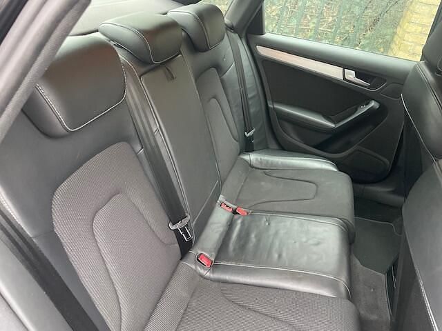 Occasion Audi A4 S-Line 179 PK (131 kW) 2010 Zwart Sedan