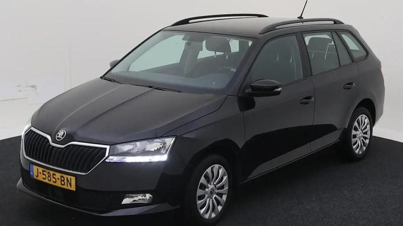 Zwart Gebruikt 2020 Skoda Fabia Ambition Stationwagen | € 14.350 (Eerlijke prijs) - Afbeelding 1/4