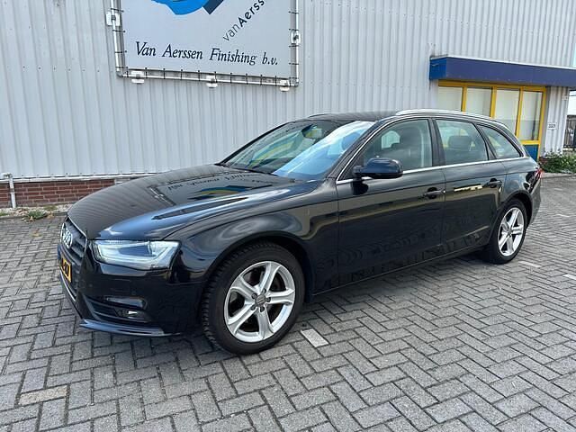 Occasion Audi A4 Business 170 PK (125 kW) 2013 Zwart Stationwagen