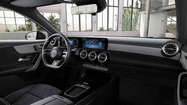 Nieuw Mercedes A250 Business 163 PK (119 kW) 2025 Grijs Hatchback