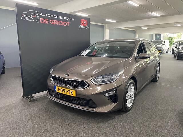 Bruin Gebruikt 2020 Kia Ceed Sportswagon Stationwagen | € 19.750 (Eerlijke prijs) - Afbeelding 1/4
