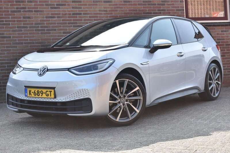 Grijs Gebruikt 2020 VW ID.3 Business Hatchback | € 15.949 (Eerlijke prijs) - Afbeelding 1/4