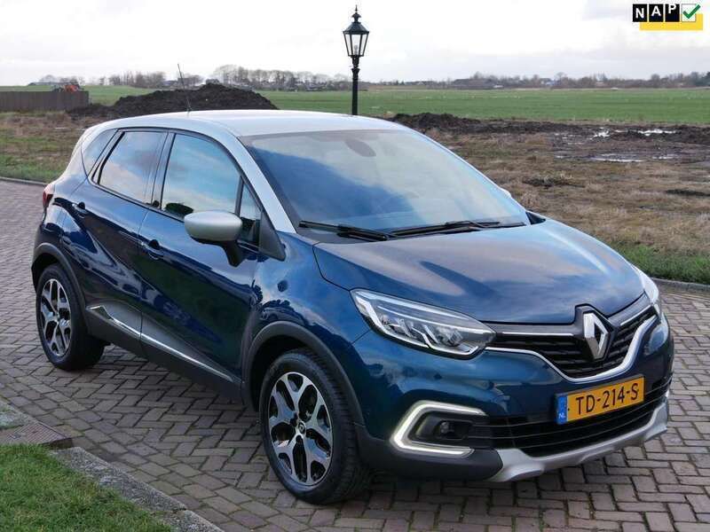 Blauw, metallic lak Gebruikt 2018 Renault Captur Intens SUV | € 10.890 - Afbeelding 1/3