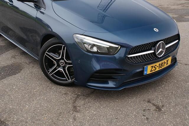 Occasion Mercedes B180 AMG 136 PK (100 kW) 2019 Blauw MPV