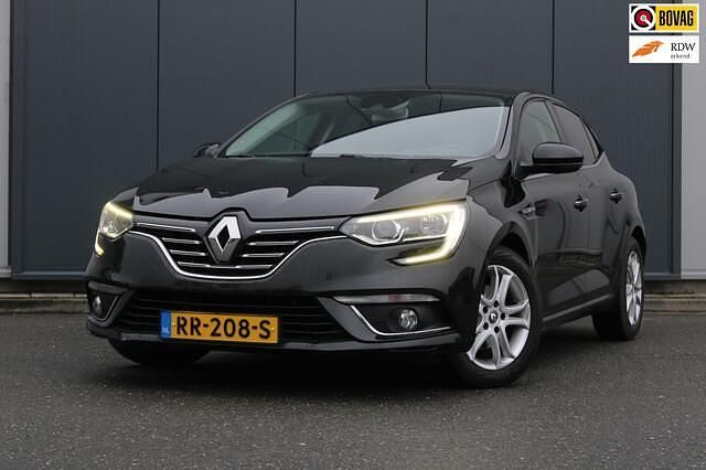 Zwart (metallic) Occasion 2017 Renault Mégane GT Line GT-Line Hatchback | € 10.450 (Eerlijke prijs) - Afbeelding 1/4