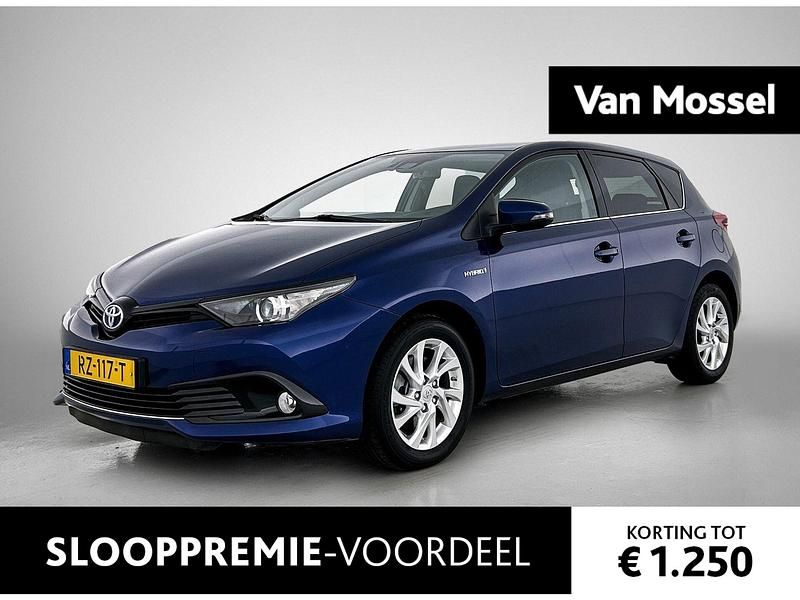 Blauw Gebruikt 2018 Toyota Auris Hatchback | € 17.900 (Eerlijke prijs) - Afbeelding 1/4