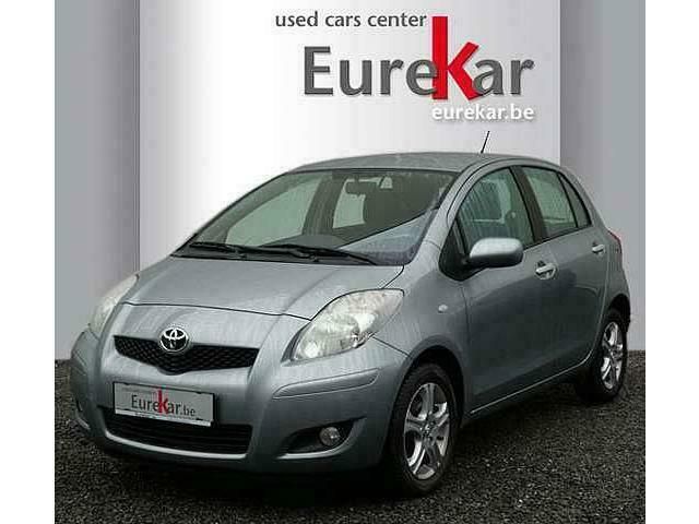 Grijs Gebruikt 2011 Toyota Yaris Comfort Sedan | € 5.990 (Iets duurder) - Afbeelding 1/4