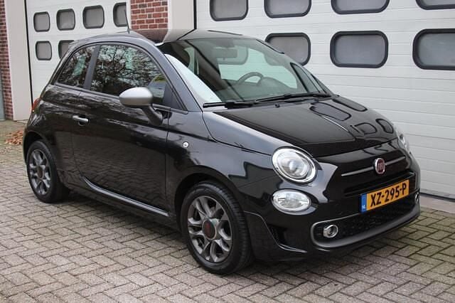 Zwart Occasion 2018 Fiat 500 S Hatchback | € 8.495 (Goede deal) - Afbeelding 1/4