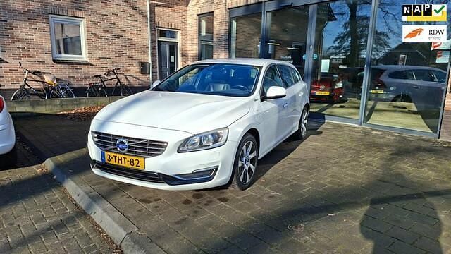Occasion Volvo V60 Summum 215 PK (158 kW) 2014 Wit Stationwagen