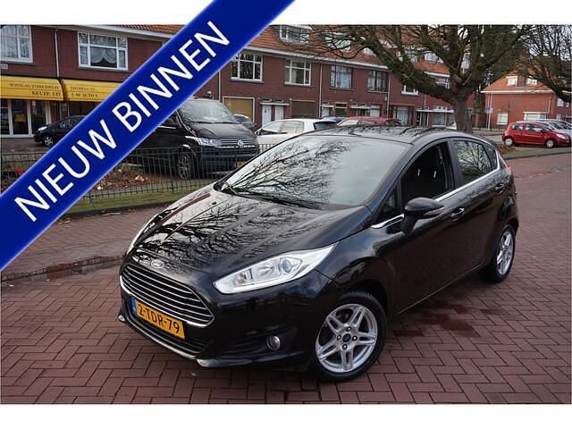 Zwart Gebruikt 2014 Ford Fiesta Titanium Hatchback | € 7.944 (Iets duurder) - Afbeelding 1/4