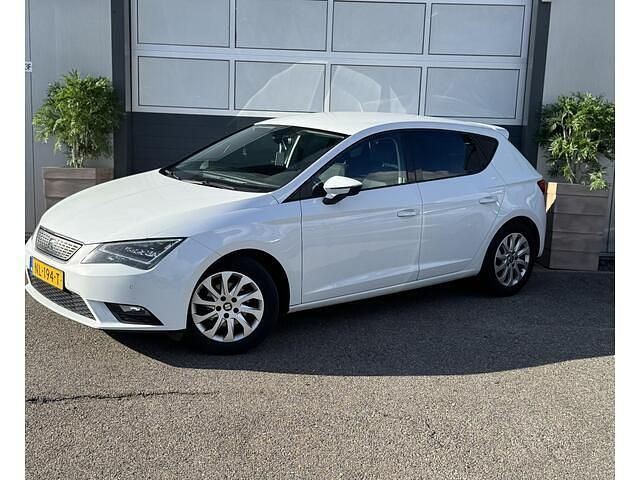 Occasion Seat Leon CONNECT 116 PK (85 kW) 2017 Wit Hatchback
