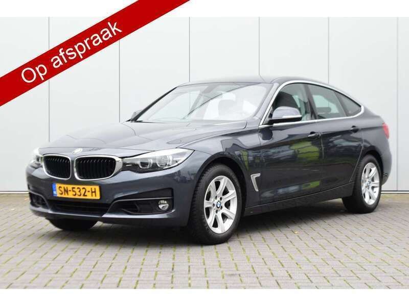 Grijs Gebruikt 2018 BMW 320 Gran Turismo Hatchback | € 19.999 (Eerlijke prijs) - Afbeelding 1/4