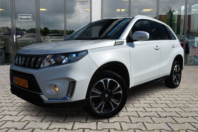 Wit Gebruikt 2020 Suzuki Vitara SUV | € 17.900 (Eerlijke prijs) - Afbeelding 1/4