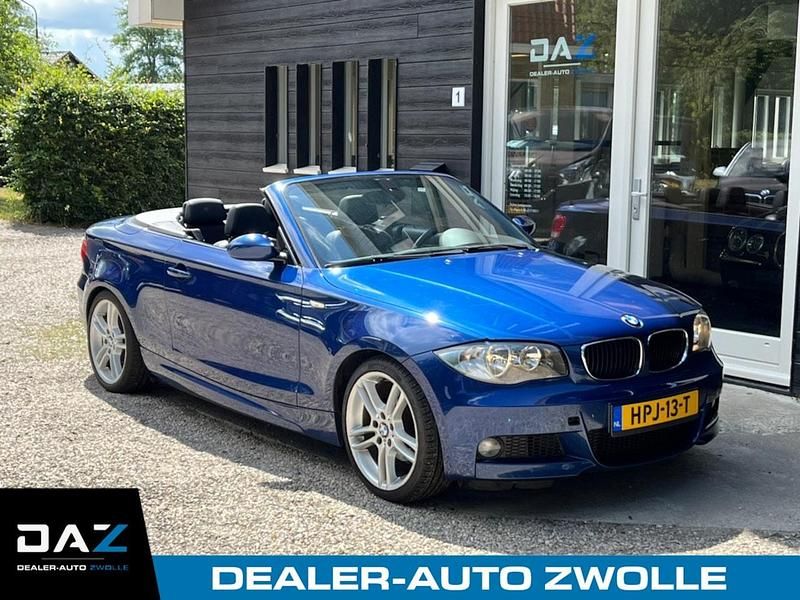 Blauw, metallic lak Occasion 2009 BMW 118 Cabriolet M Sport Cabriolet | € 7.495 (Eerlijke prijs) - Afbeelding 1/3