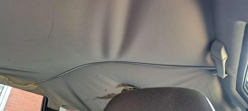 Occasion Volvo V40 136 PK (100 kW) 2004 Zwart Stationwagen