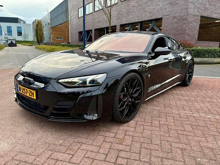 Gebruikt 2021 Audi RS e-tron GT Sedan | € 71.999 - Afbeelding 1/4
