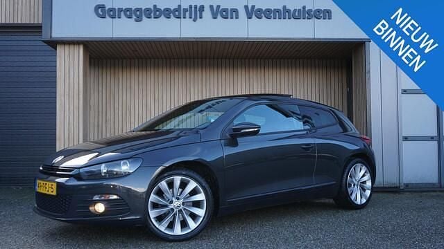 Grijs Gebruikt 2011 VW Scirocco Highline Coupé | € 8.500 (Eerlijke prijs) - Afbeelding 1/4