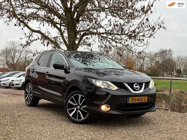 Zwart Gebruikt 2017 Nissan Qashqai 360º SUV | € 10.975 (Eerlijke prijs) - Afbeelding 1/4