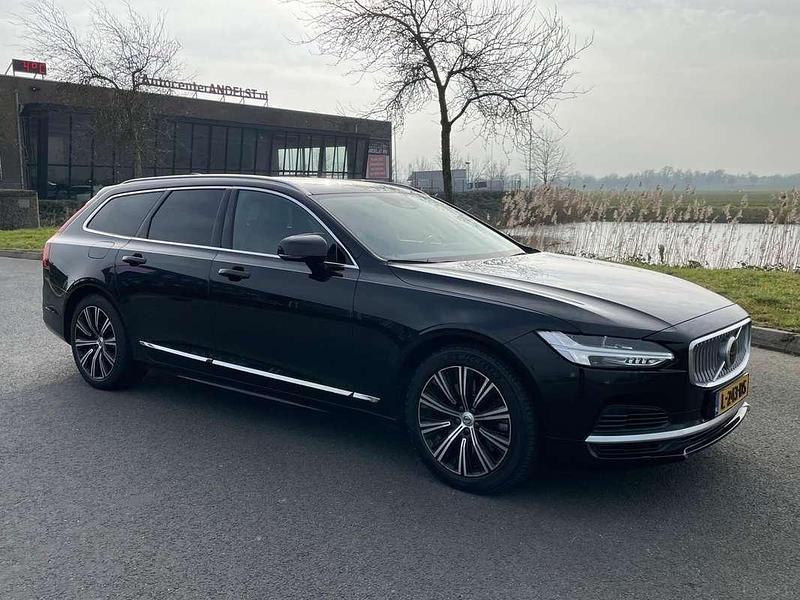 Occasion Volvo V90 Business Edition 253 PK (186 kW) 2021 Zwart, metallic lak Stationwagen
