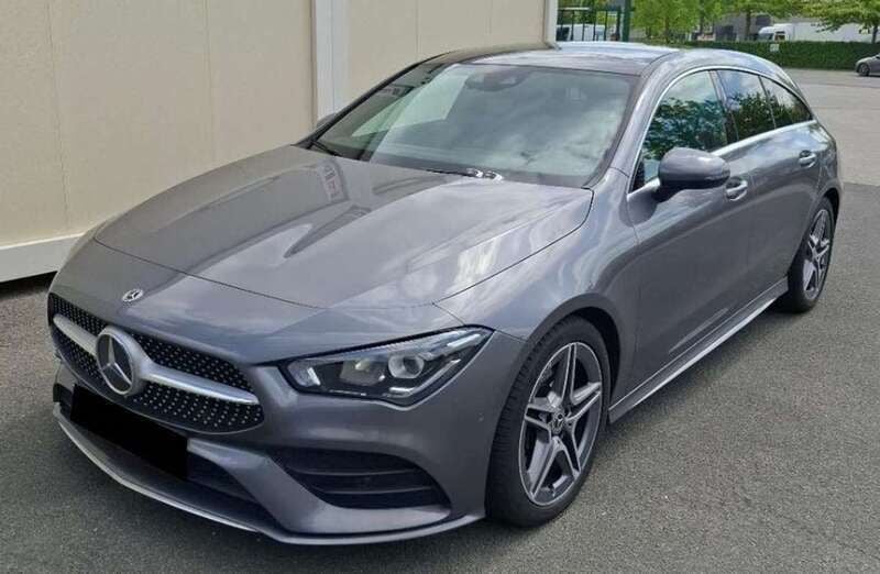 Grijs Gebruikt 2021 Mercedes CLA180 AMG Sedan | € 15.550 - Afbeelding 1/4