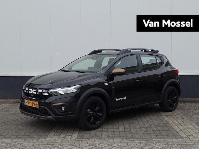 Grijs, metallic lak Gebruikt 2025 Dacia Sandero Extreme Hatchback | € 25.740 (Duur) - Afbeelding 1/4